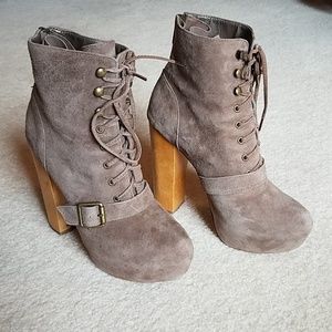 Steve Madden Boots